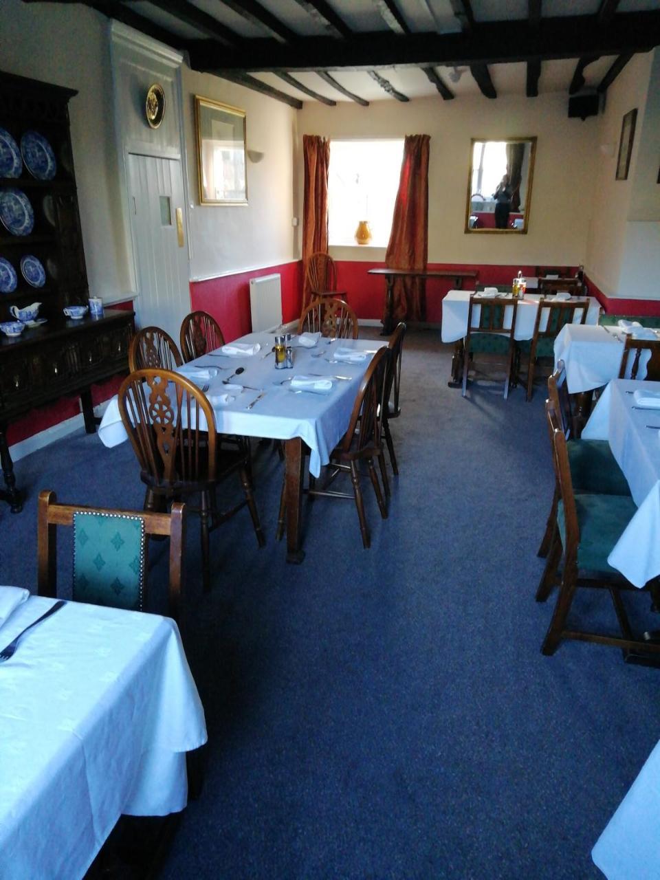 Hotel The Royal Oak Kington  Exterior foto